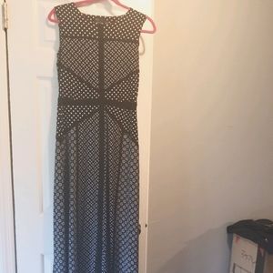 Just Taylor women's sleeveless maxi dress